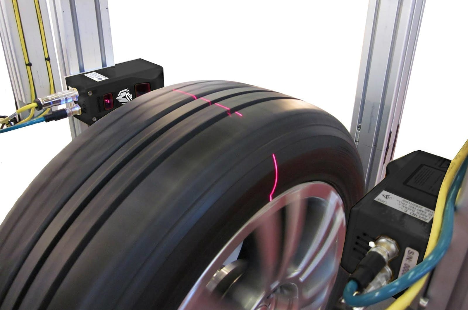 Why 3D and a Common Technology Framework are Essential to Simplified Tire Inspection Systems  